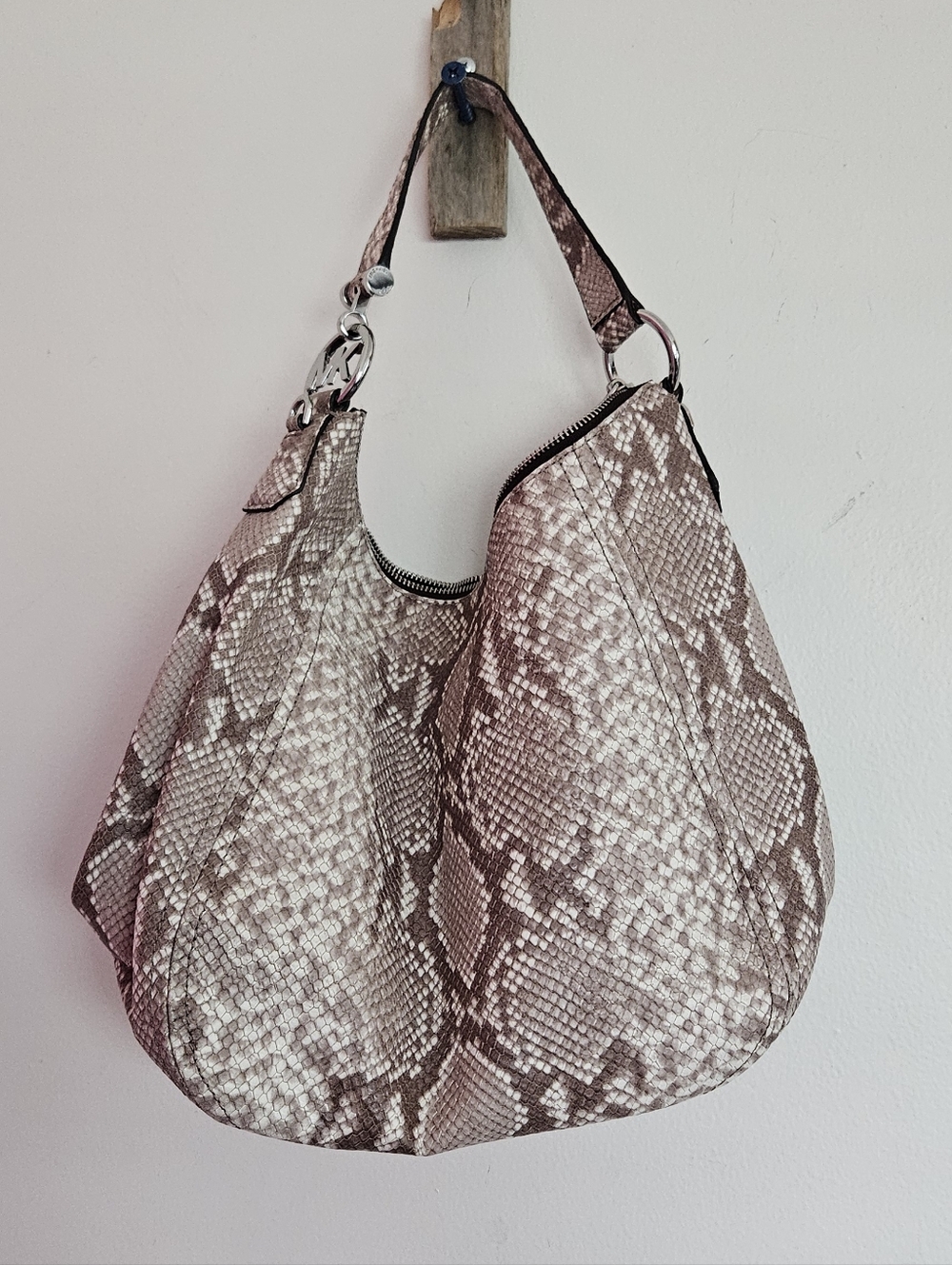 Like New, Michael Kors Large Fulton Beige Snakeskin Print Shoulder Bag Revolve